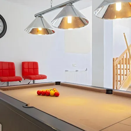 Villa Playa Blanca Sleeps 12 With Pool Air Con And Wifi